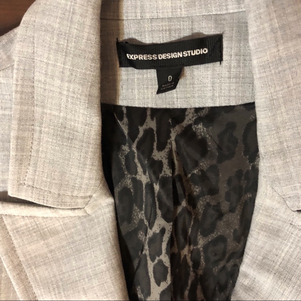 Express Blazer - image 6